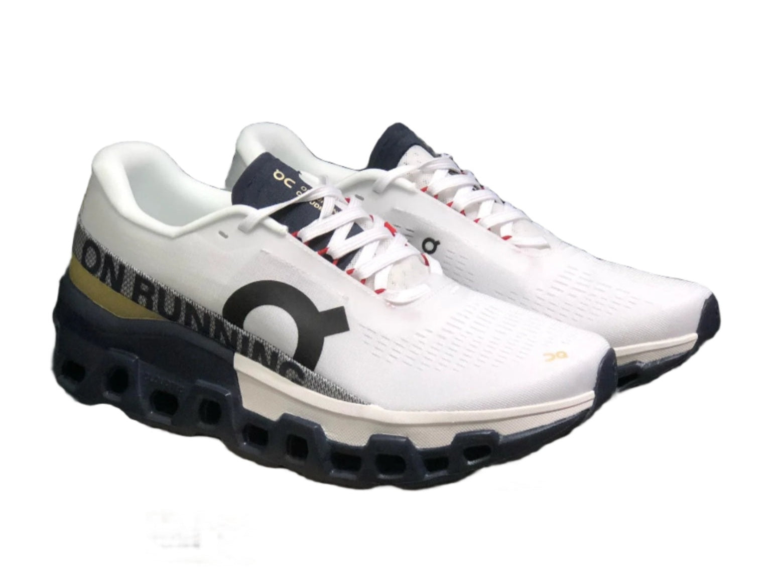 On Cloud Black & White