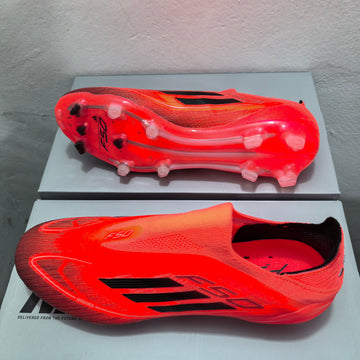 Adidas F50 - Football