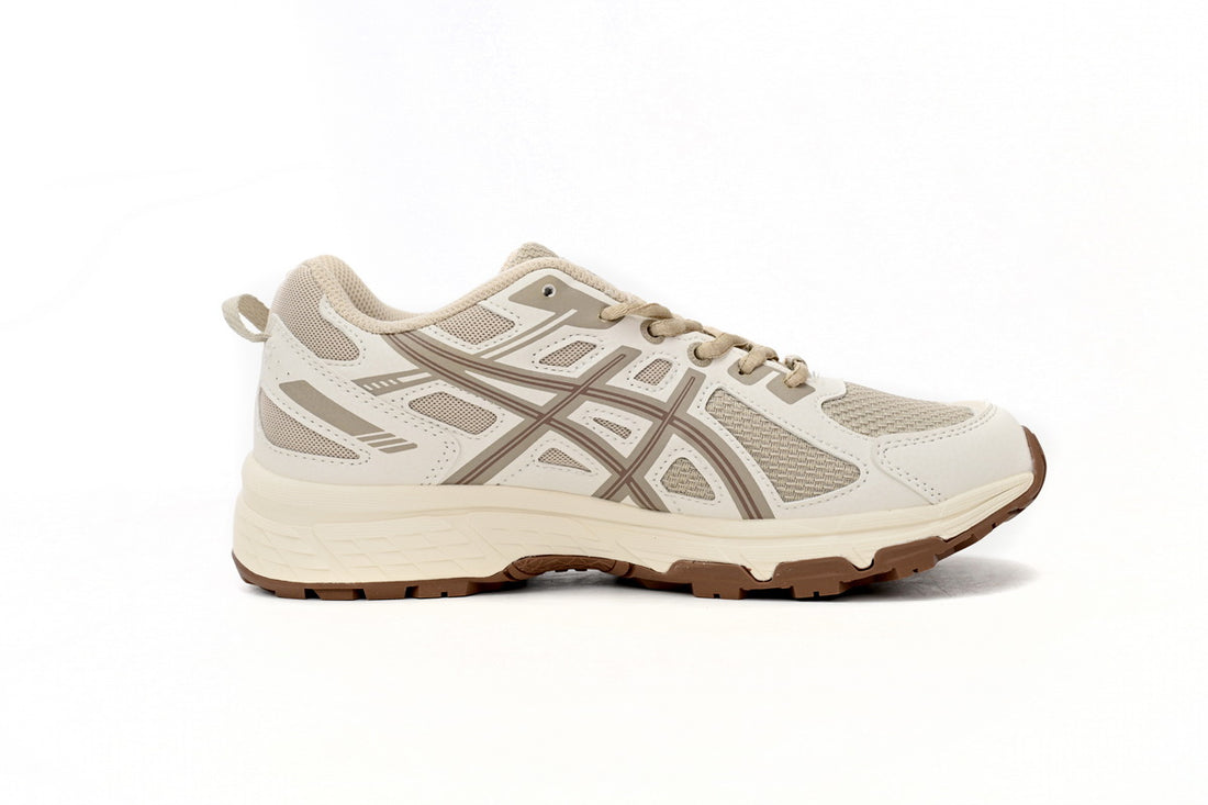 Asics Gel Adventure Beige