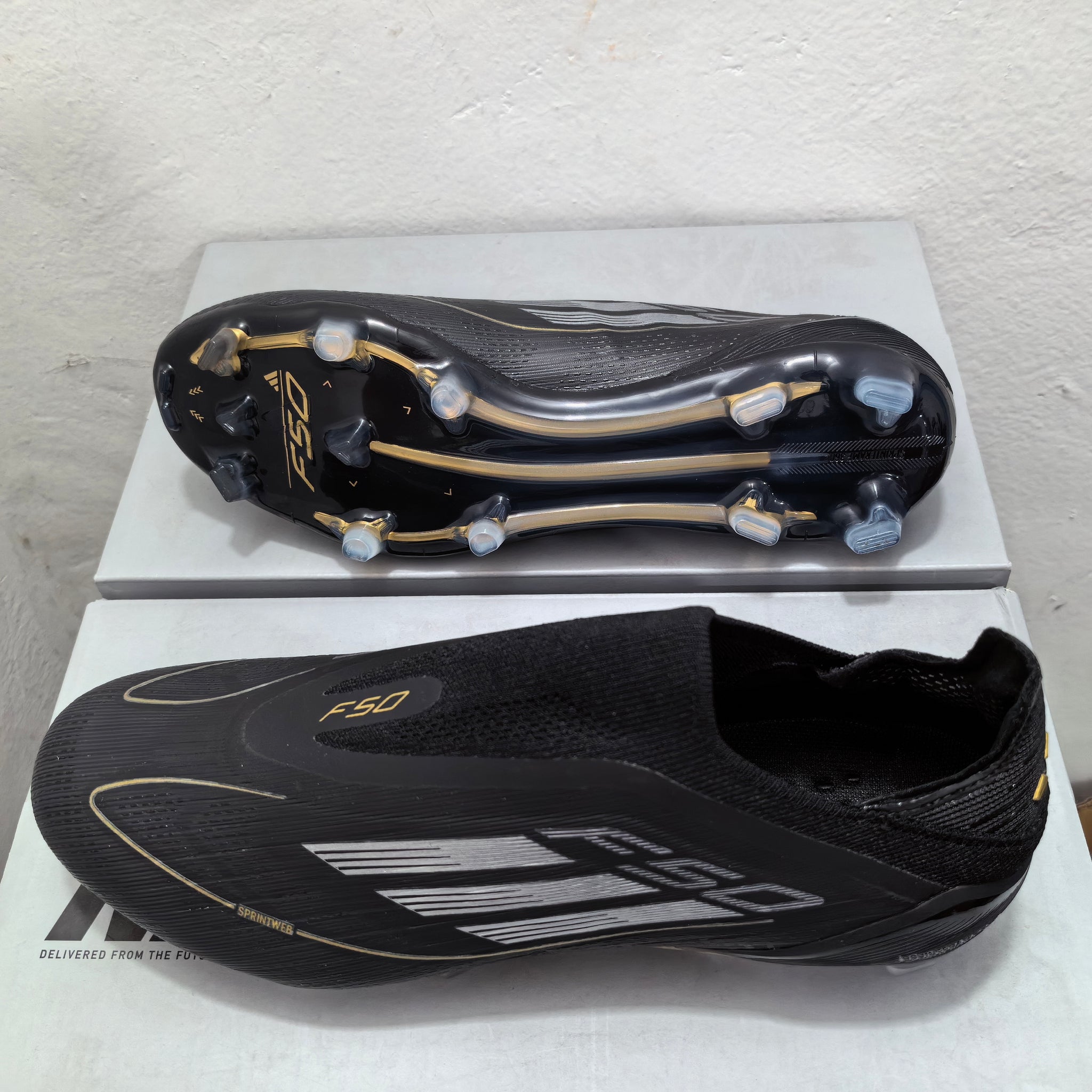 Adidas F50 - Football
