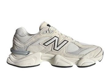 New Balance 9060 Light Grey